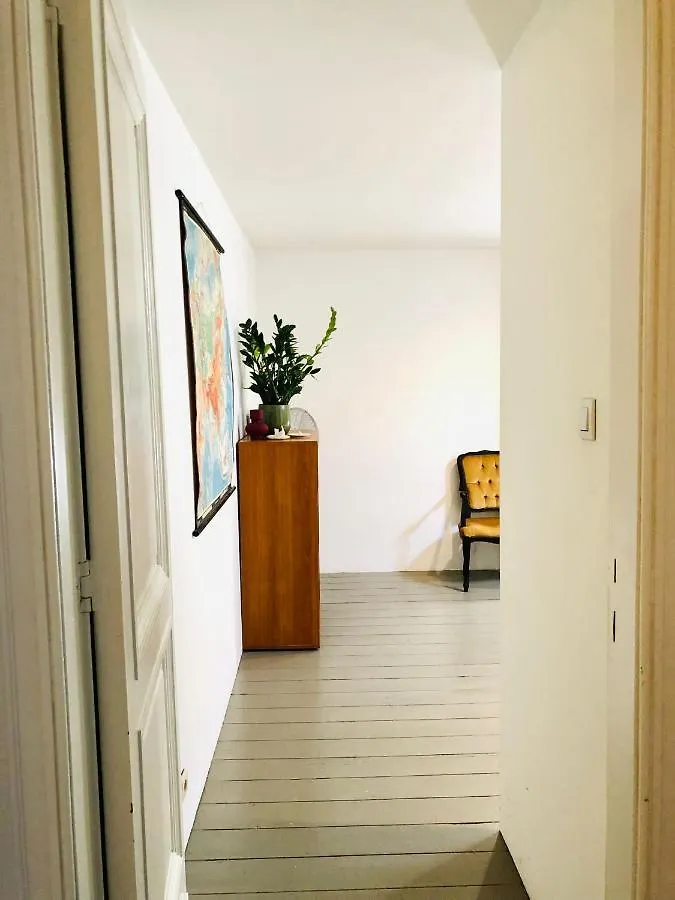 Bacchus Antwerpen - Rooms & Apartments Lägenhetshotell